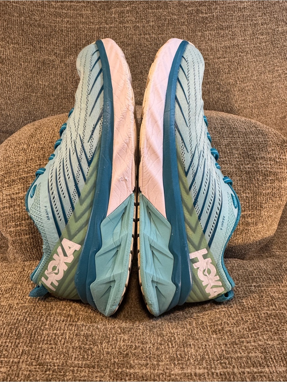 HOKA One One Arahi 4 Women’s Running Shoe Size 10 - Picture 6 of 11